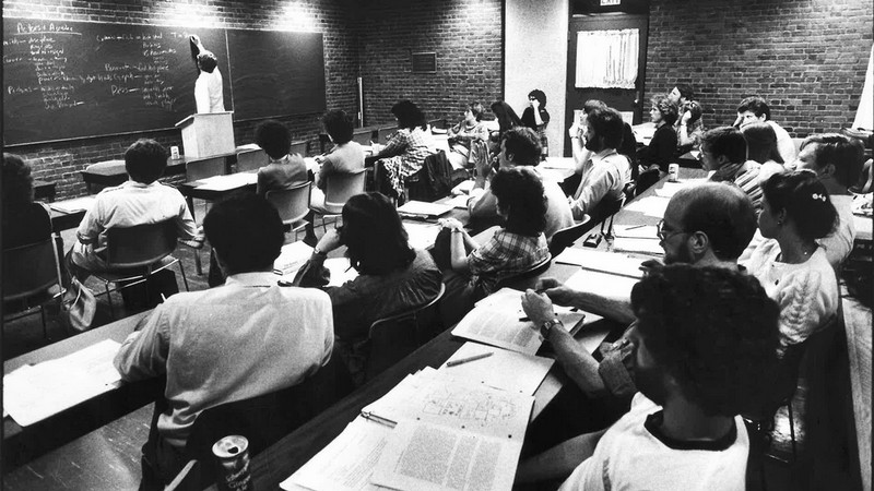 black and white image of a 1970s Heller classroom