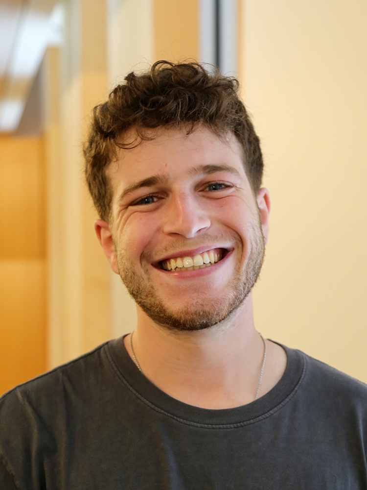 Josh Gladstone, Lurie Undergraduate Fellow 2022–2023