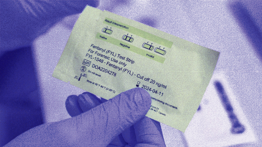 Graphic of fentanyl test strip