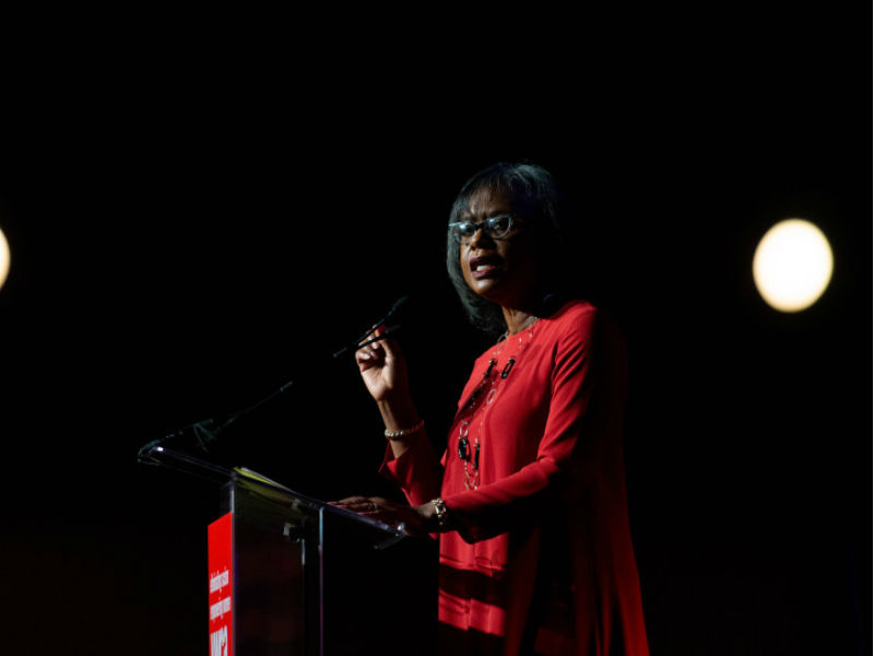Anita Hill tells YWCA Silicon Valley: ‘I will not retreat now’