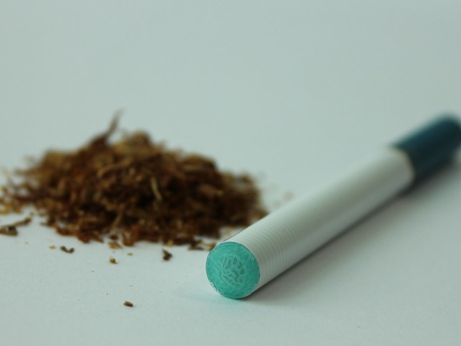 Tobacco and an e-cigarette 