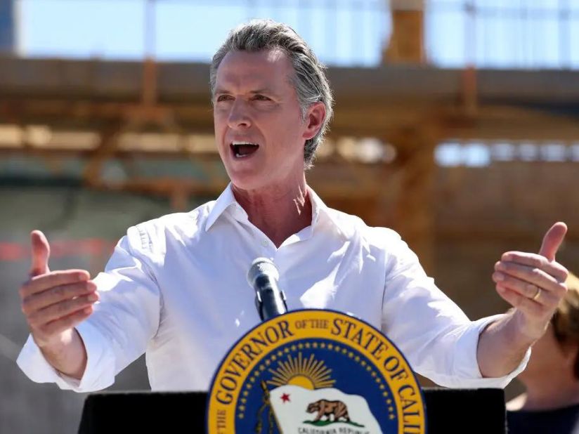 Gov. Gavin Newsom signed a bill to set up a 10-member council to oversee the fast-food industry’s labor practices