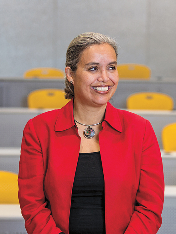 Alexandra Piñeros-Shields, PhD'07