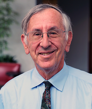 Head shot of Professor Larry Bailis