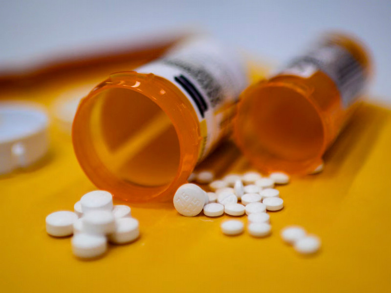 DNA test says it can predict opioid addiction risk. Skeptics aren’t so sure.